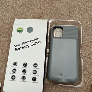 iPhone XR/11 battery charging phone case